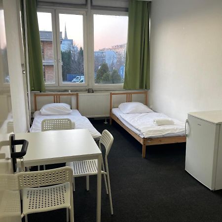 The College Group Hostel بودابست المظهر الخارجي الصورة