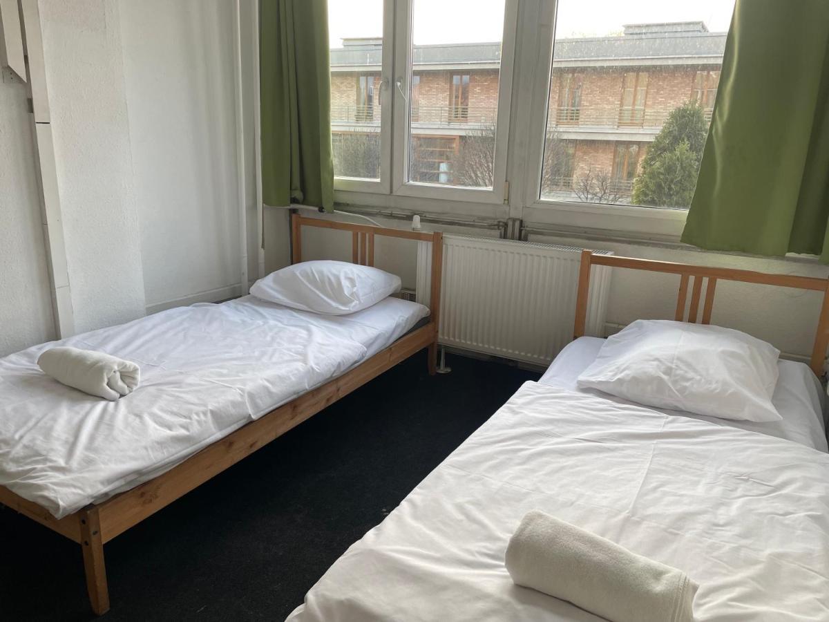 The College Group Hostel بودابست المظهر الخارجي الصورة