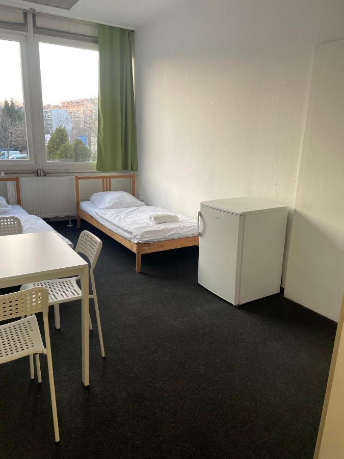 The College Group Hostel بودابست المظهر الخارجي الصورة