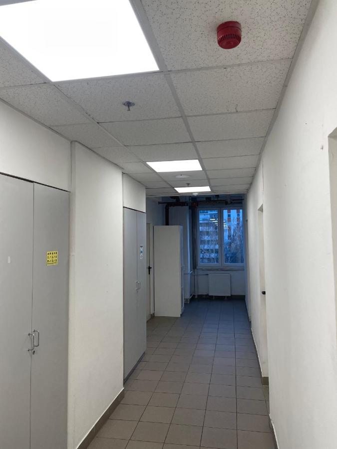 The College Group Hostel بودابست المظهر الخارجي الصورة